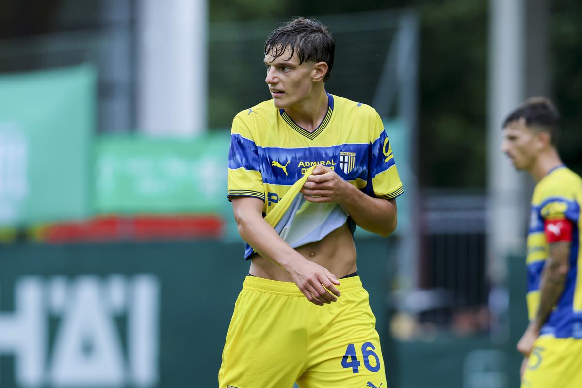 Liverpool s'apprête à recruter Giovanni Leoni pour renforcer sa défense