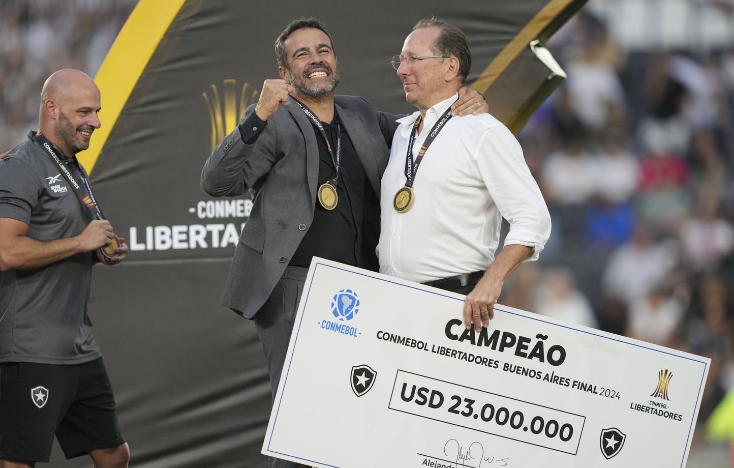 Lyon : Botafogo réclame 65 millions d'euros pour des transferts défavorables