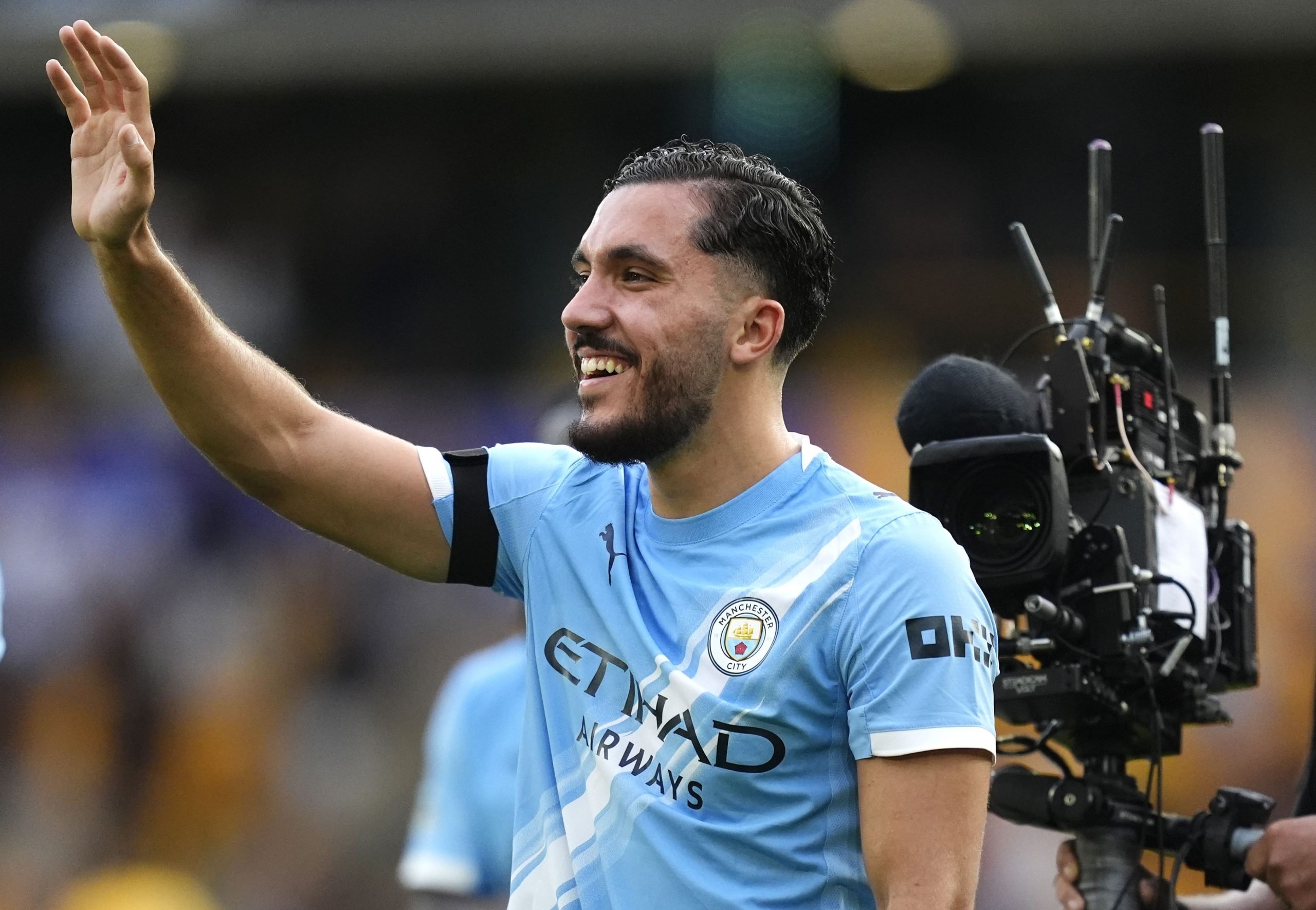 Rayan Cherki impressionne avec Manchester City : premier but en Premier League