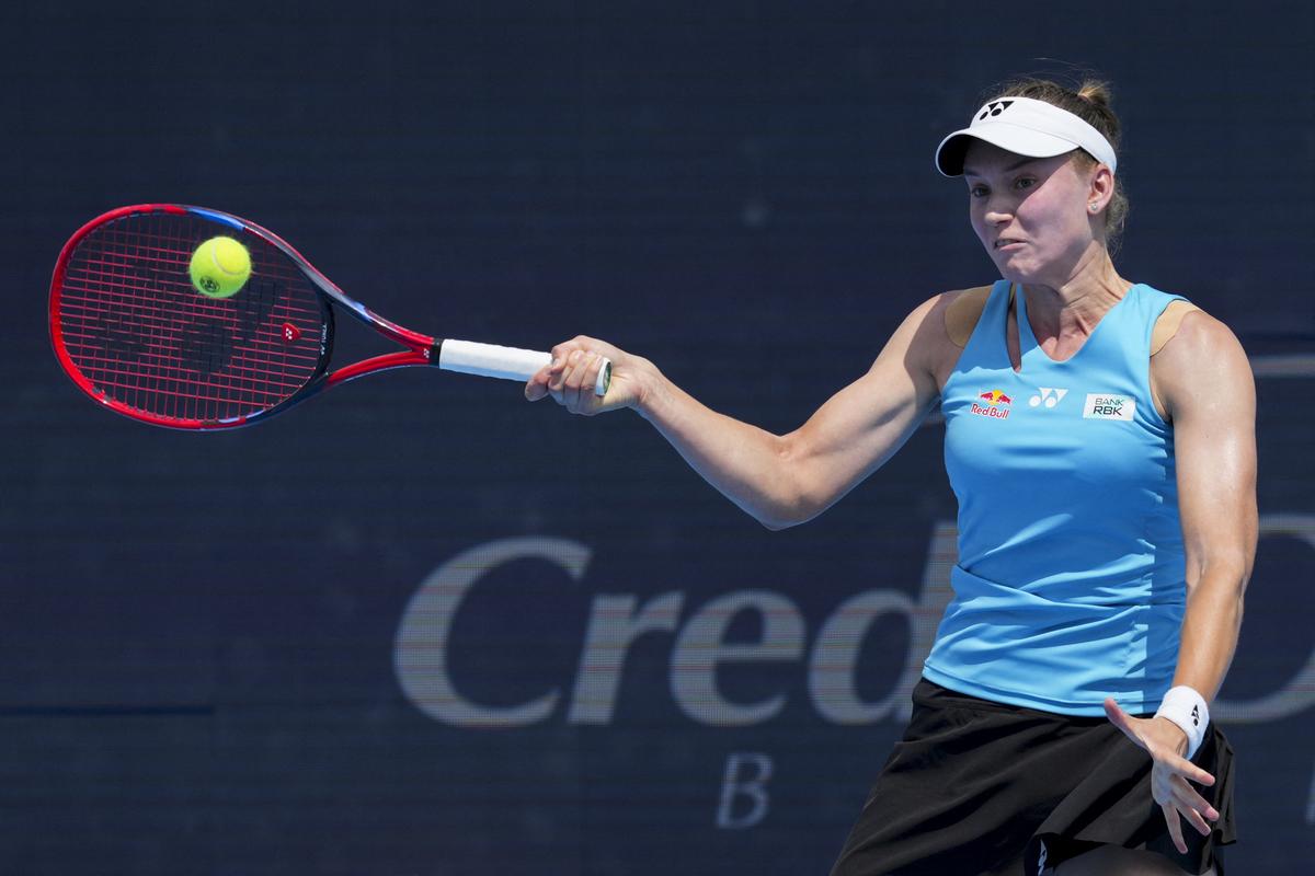 Tennis : Rybakina élimine Sabalenka à Cincinnati et rejoint le dernier carré