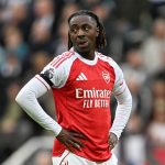 Arsenal s'impose à Newcastle grâce à un doublé tardif