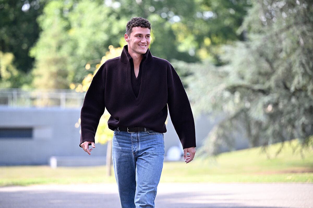 Arrivée retardée de Pavard à Marseille : actualités OM