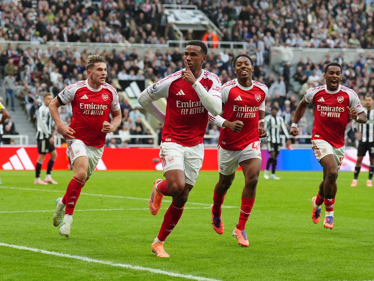 Arsenal décroche la victoire à Newcastle grâce à Gabriel en fin de match