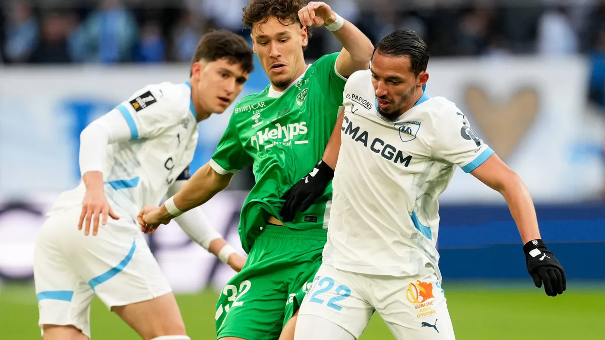 ASSE : Lucas Stassin reste à l'ASSE face à l'intérêt saoudien