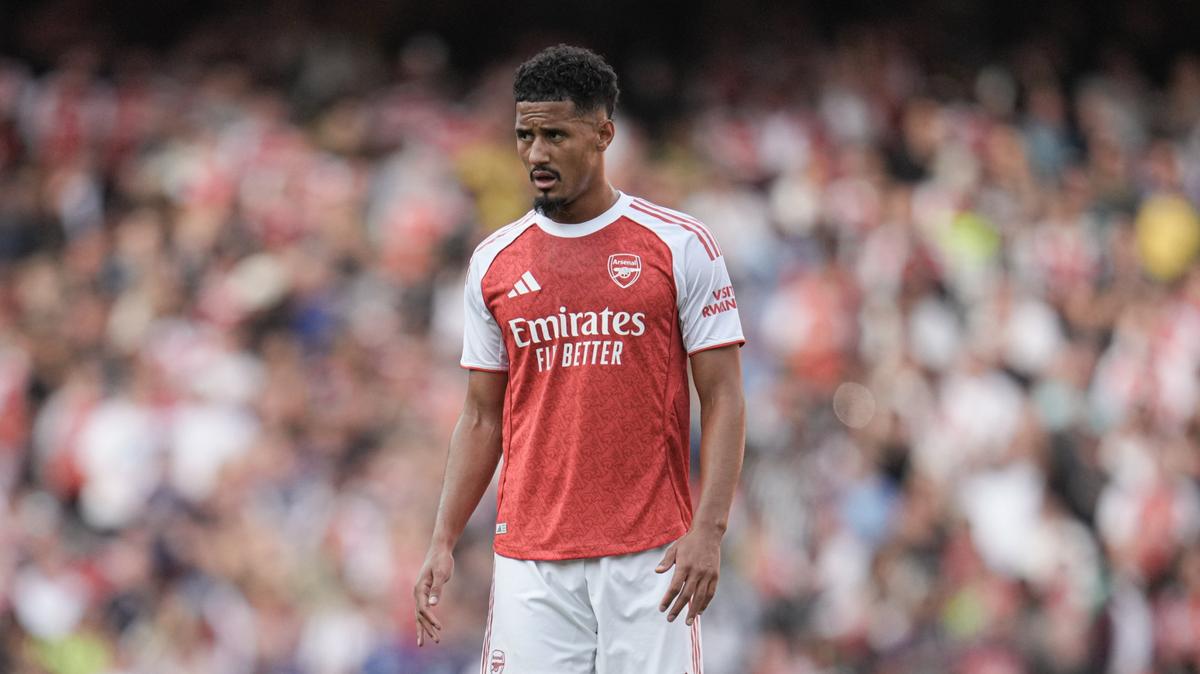 Blessure de Saliba : indisponible 3 à 4 semaines