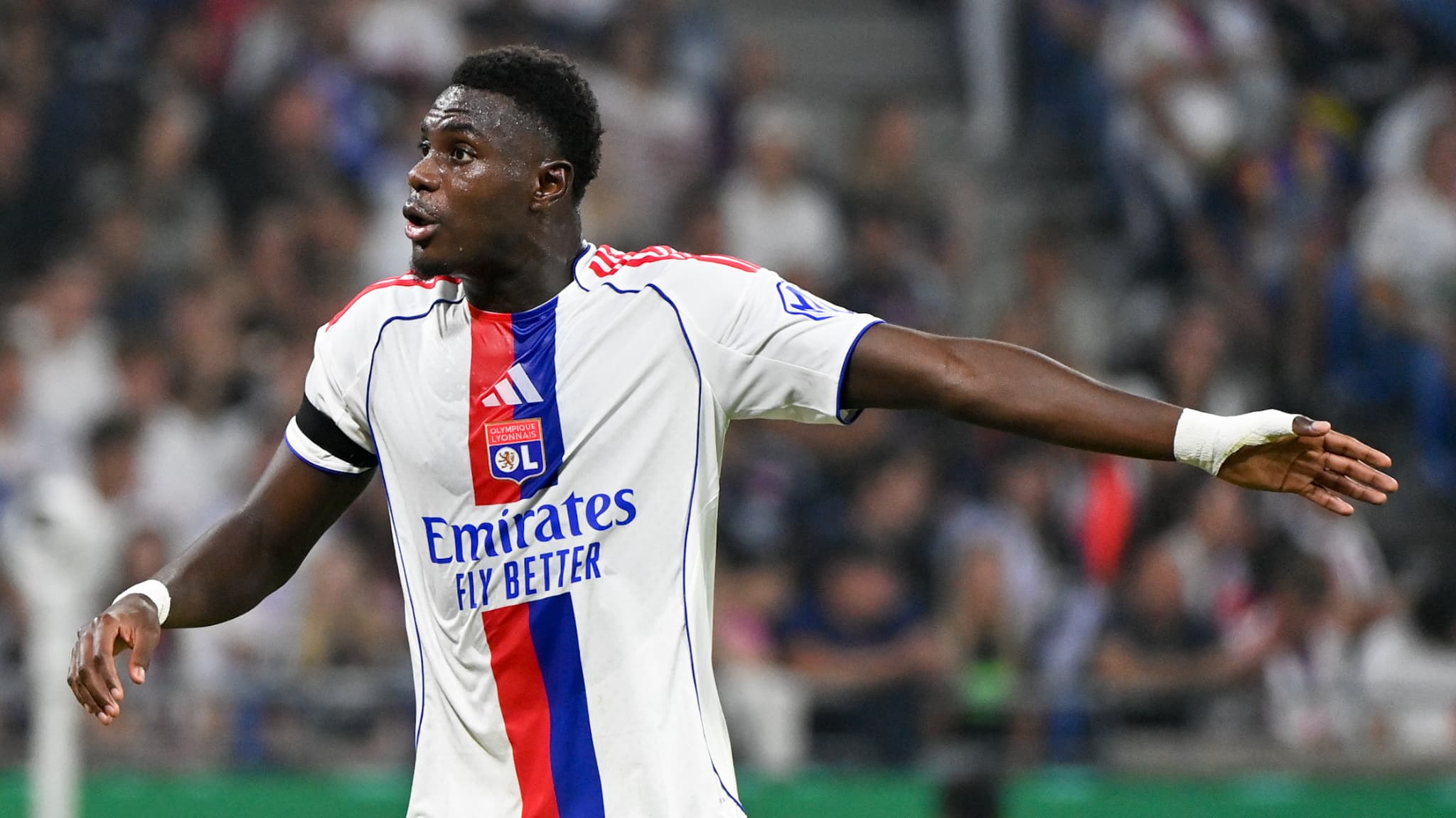 Blessures de Moussa Niakhaté et Timothy Weah : actualités et impacts