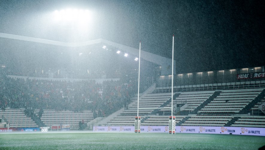 Colère des supporters toulonnais après le report du RCT-La Rochelle