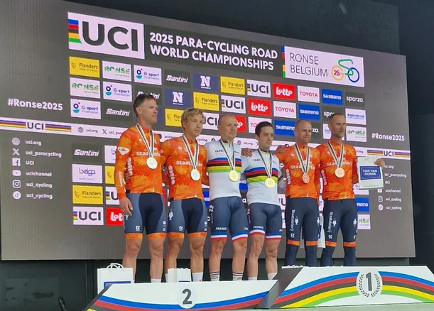 Elie de Carvalho et Mickaël Guichard champions du monde de paracyclisme