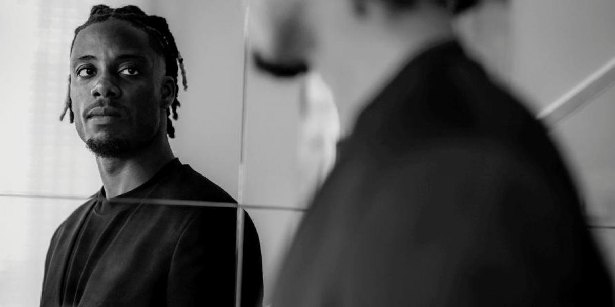 Elye Wahi se livre: libéré et concentré sur le football