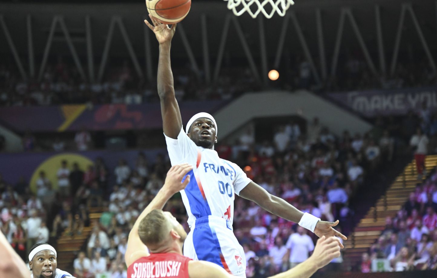 EuroBasket 2025 : Sylvain Francisco victime de racisme après sa performance