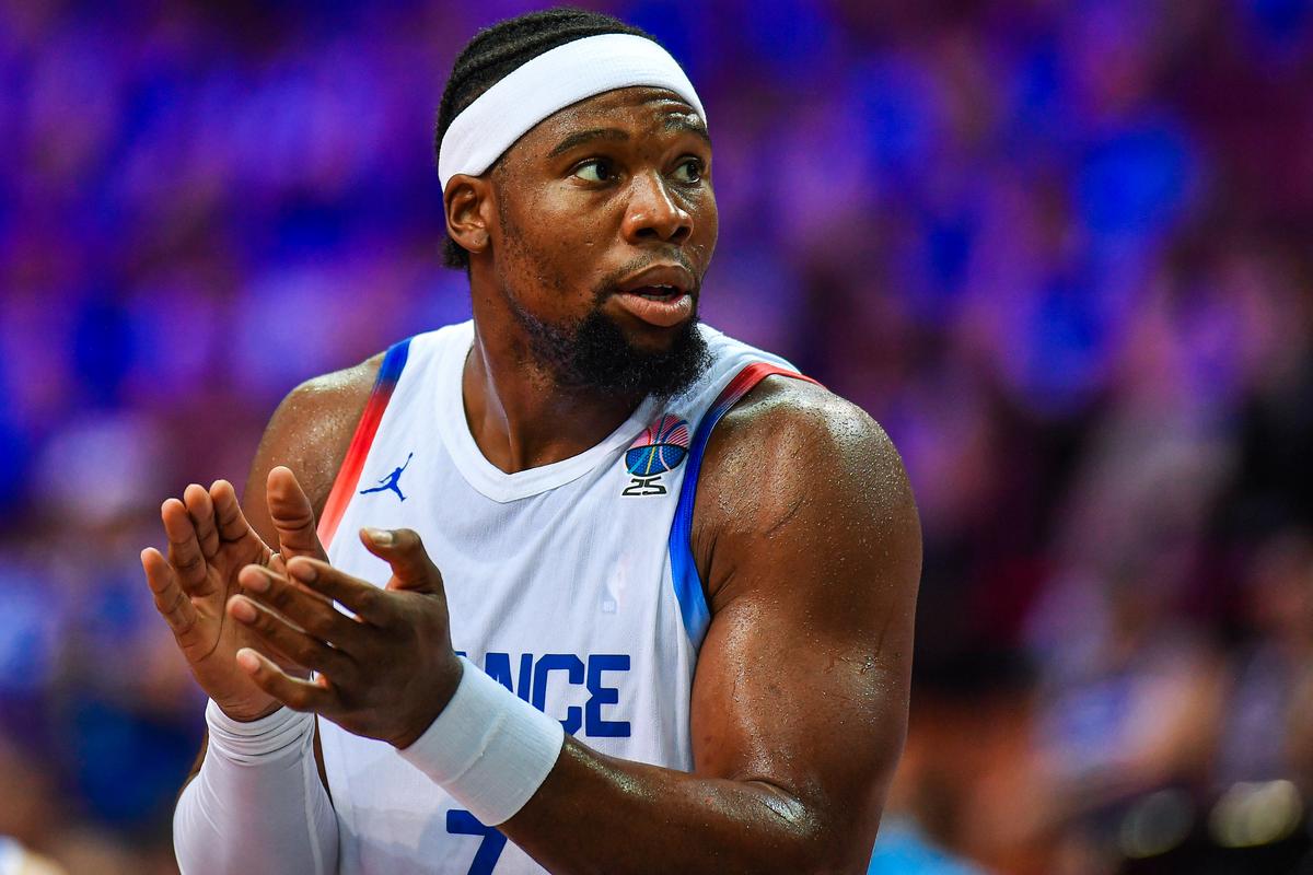 EuroBasket : les Bleus affrontent la Géorgie pour le quart de finale