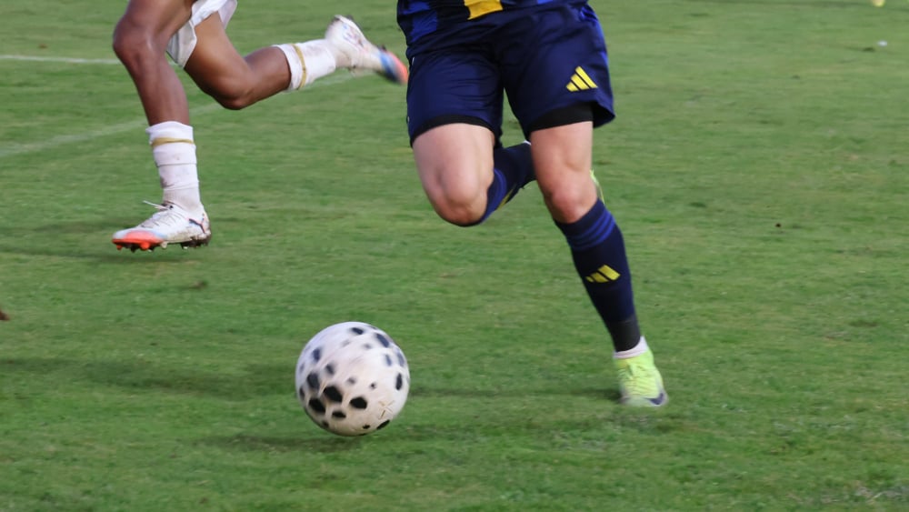 Fiasco dans les Alpes : 6 expulsions et 16 cartons lors du match Champsaur - Veynes