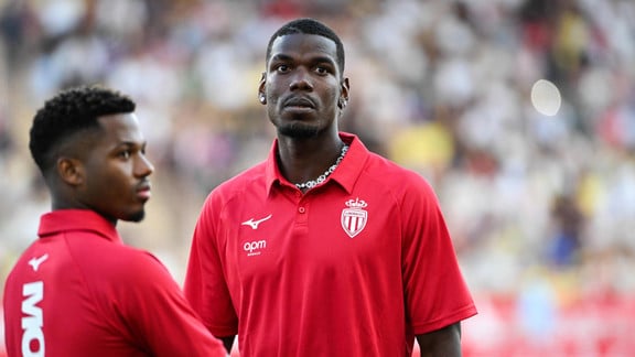 Paul Pogba prêt à rejoindre Monaco, image illustrant le transfert