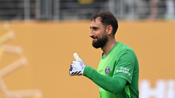 Gianluigi Donnarumma lors du mercato entre le PSG et Manchester City