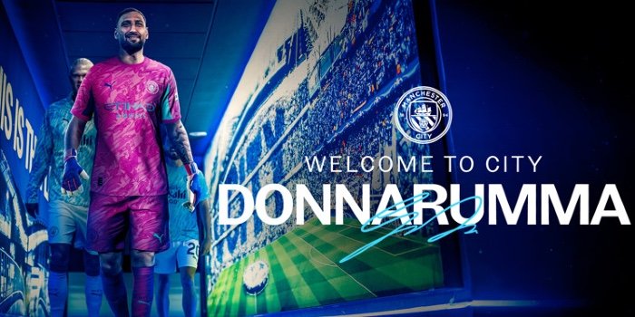 Gianluigi Donnarumma lors de son arrivée à Manchester City