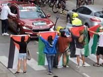 Les Mossos d’Esquadra ont rétabli l’ordre sur le parcours.