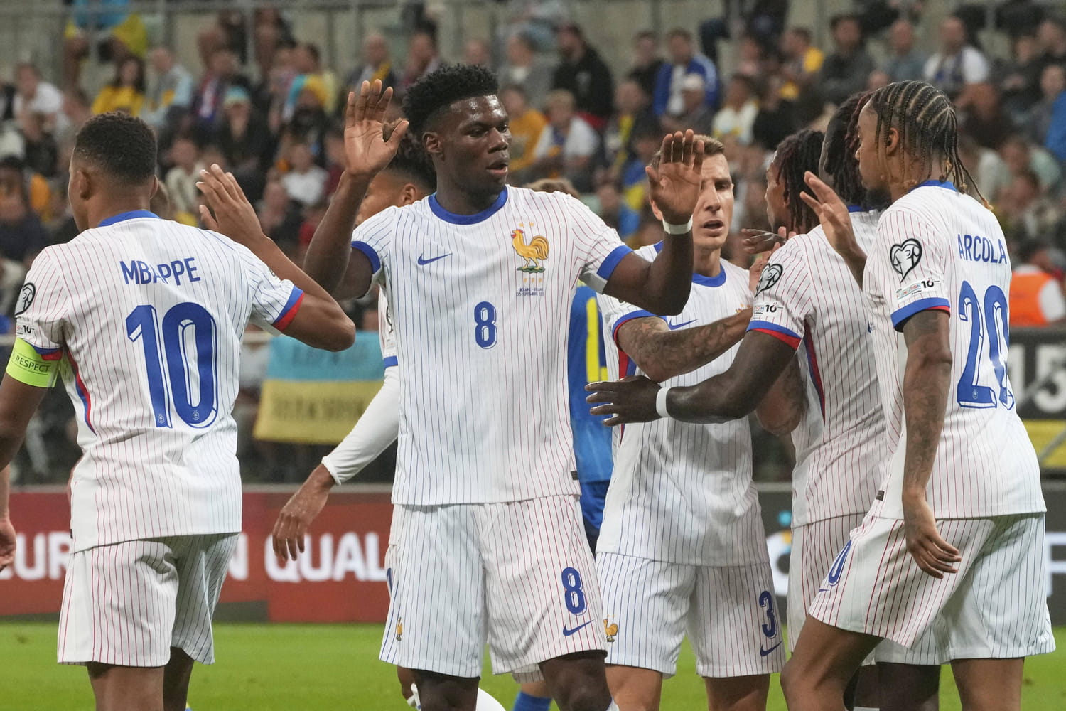 Ukraine - France : sérieux, les Bleus lancent les qualifications pour le Mondial 2026 - résumé