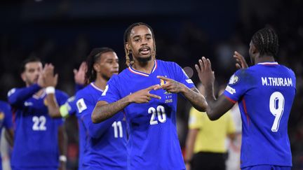 Bradley Barcola célèbre son but face à l'Islande