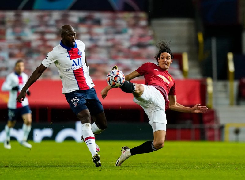 Khvicha Kvaratskhelia lors d'une action en finale de la Ligue des champions