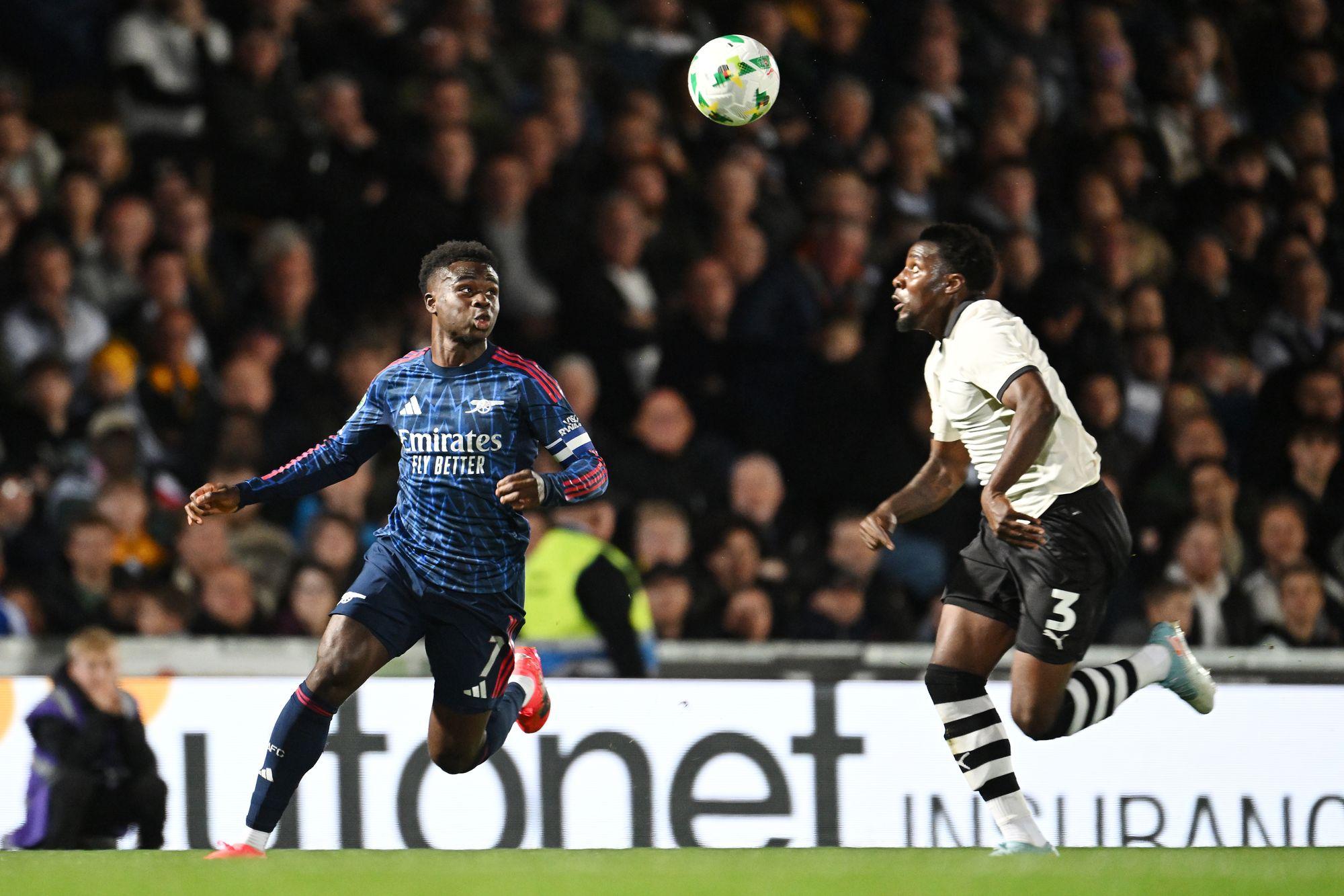 Bukayo Saka titularisé pour Arsenal