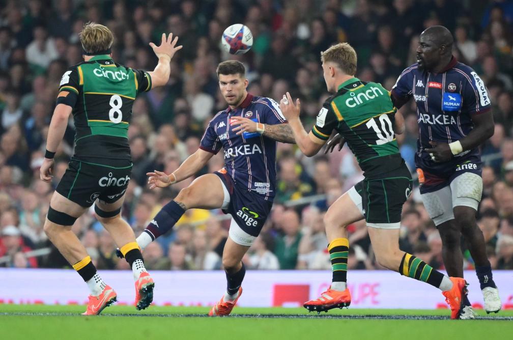 Matthieu Jalibert pendant la finale de la Coupe des champions