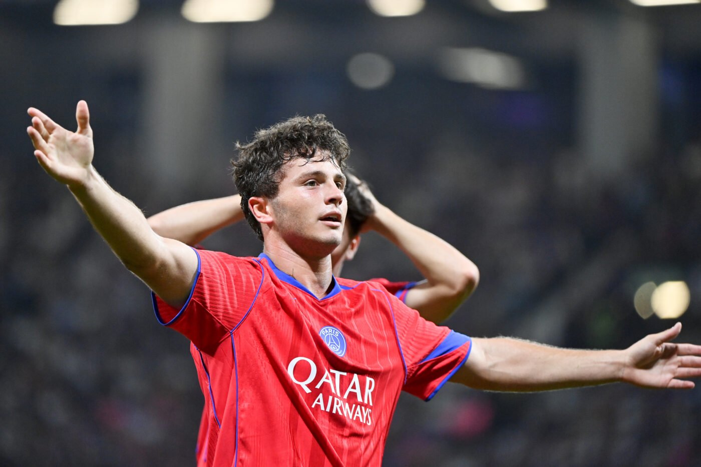 Le PSG domine Toulouse et prend la tête de la Ligue 1