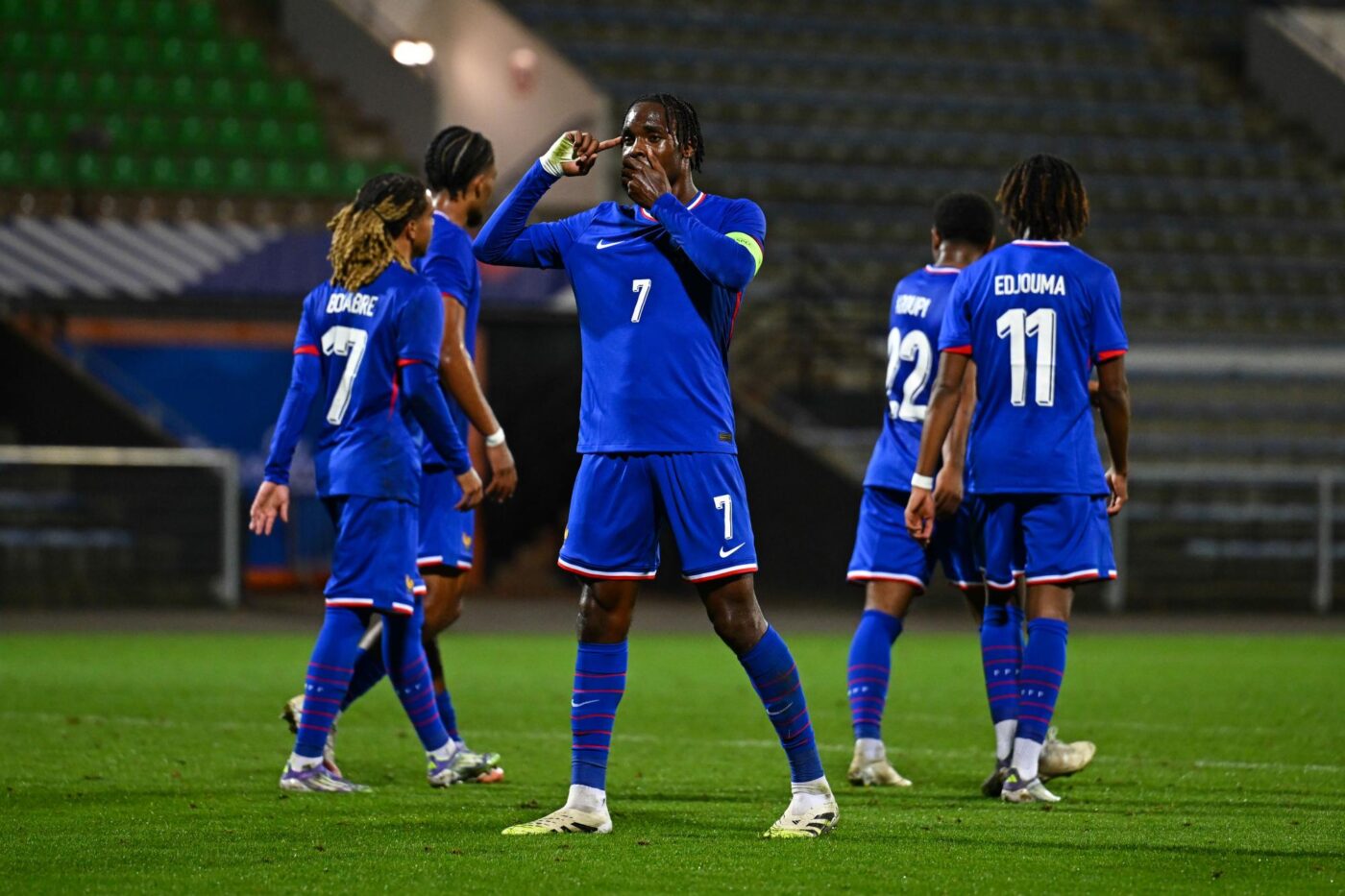 Les Bleuets dominent la Serbie 3-0 lors d'un match amical