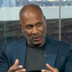 Les Ferdinand critique Gabriel après la victoire d'Arsenal à Newcastle