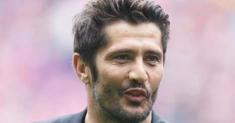 Lizarazu défend Deschamps face aux critiques du PSG