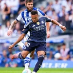 Mbappé loué par Carlo Ancelotti : un joueur humble et efficace