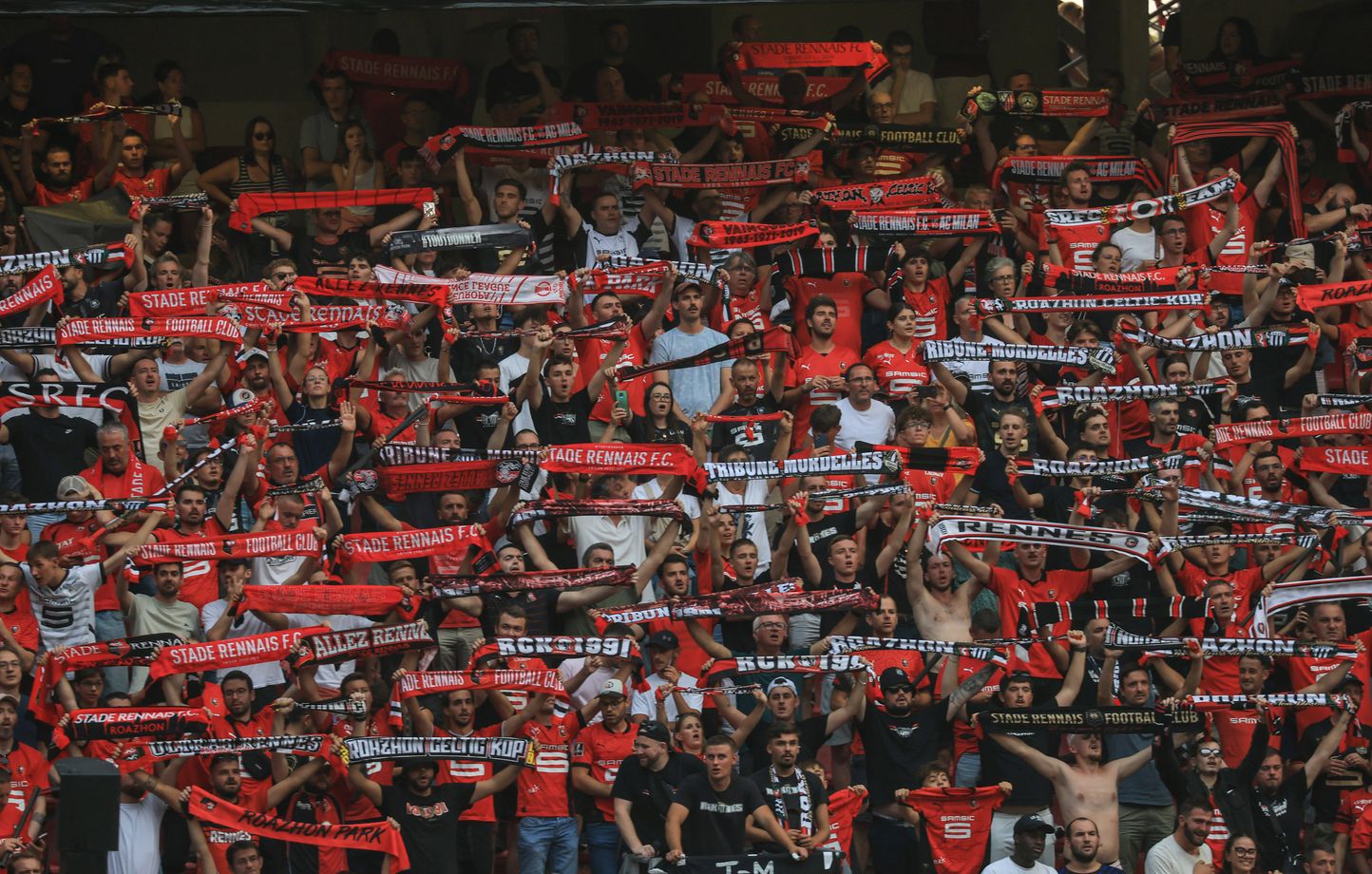 Mobilisation mondiale contre la délocalisation des matchs de football