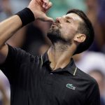 Novak Djokovic en demi-finale de l'US Open : résumé et enjeux