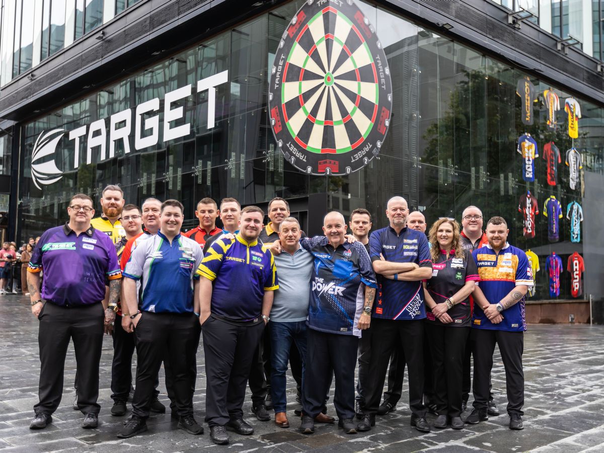 Lancement d'une boutique éphémère de fléchettes Target à Manchester