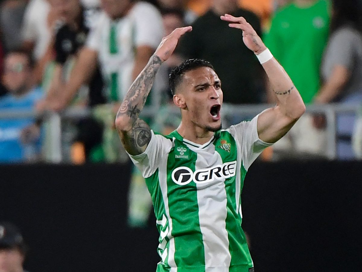 Manchester United : Antony brille avec Betis en Europa League