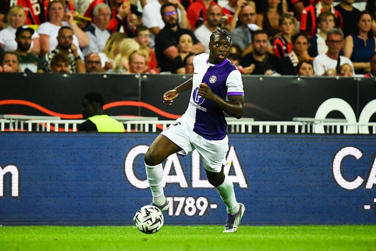 Transfert record de Jaydee Canvot du Toulouse FC à Crystal Palace