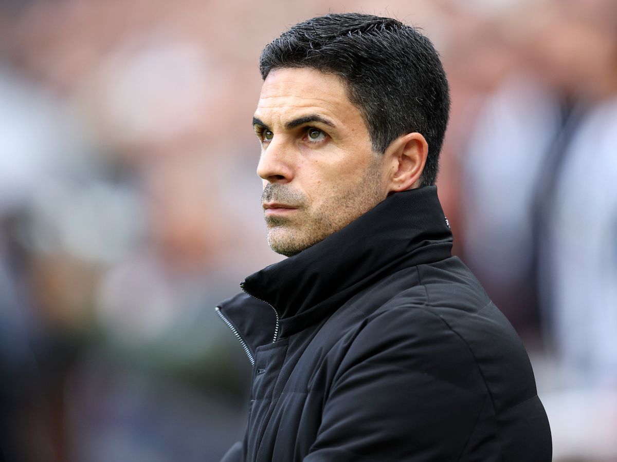 Arsenal : Plan d'expansion et avenir de Mikel Arteta en question