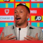 Craig Bellamy déplore la fuite d'informations sur Mikey Moore en sélection galloise