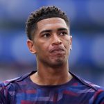 Anthony Gordon défend Jude Bellingham après le choix de Tuchel