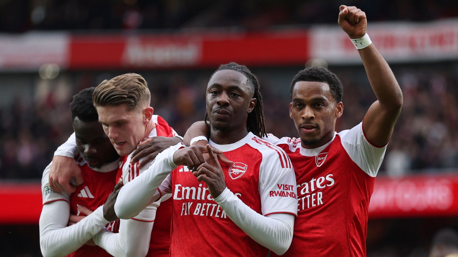 Arsenal en pole position pour le titre de Premier League, selon Neville
