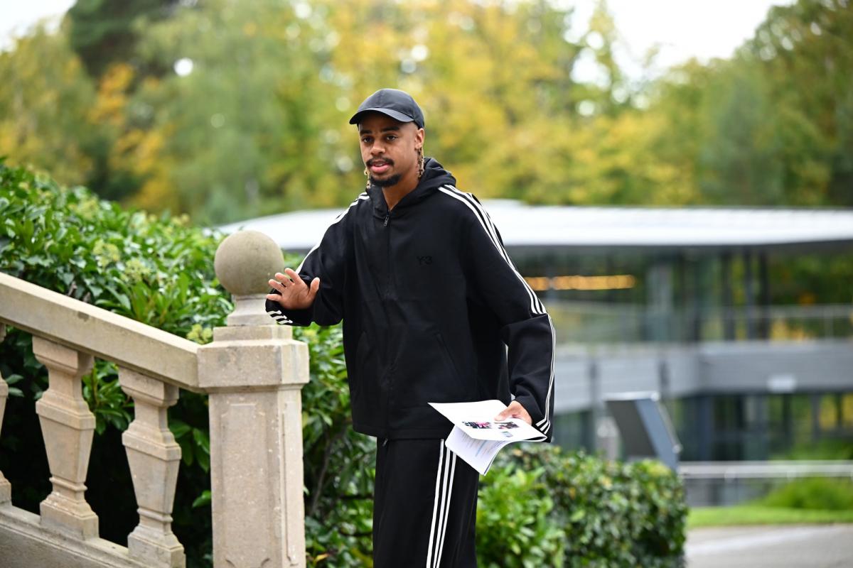 Barcola forfait Bleus: le conflit FFF PSG relance la polémique