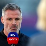 Carragher critique la stratégie de Liverpool : Ekitike, meilleur achat, sur le banc