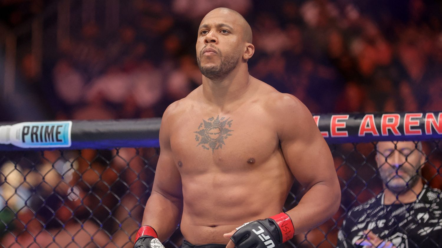 Ciryl Gane contre Tom Aspinall: un duel qui peut écrire l'histoire du MMA