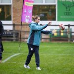 Ellie Kildunne, star du rugby féminin anglais, célèbre sa victoire en Coupe du Monde