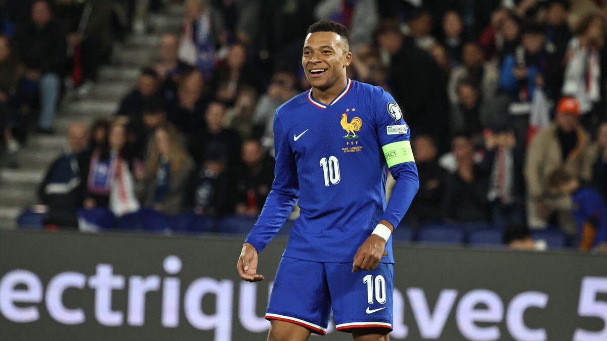 France-azerbaïdjan (3-0) : Mbappé et Deschamps en pleine action