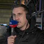 Gary Neville critique sévèrement Milos Kerkez après défaite de Liverpool
