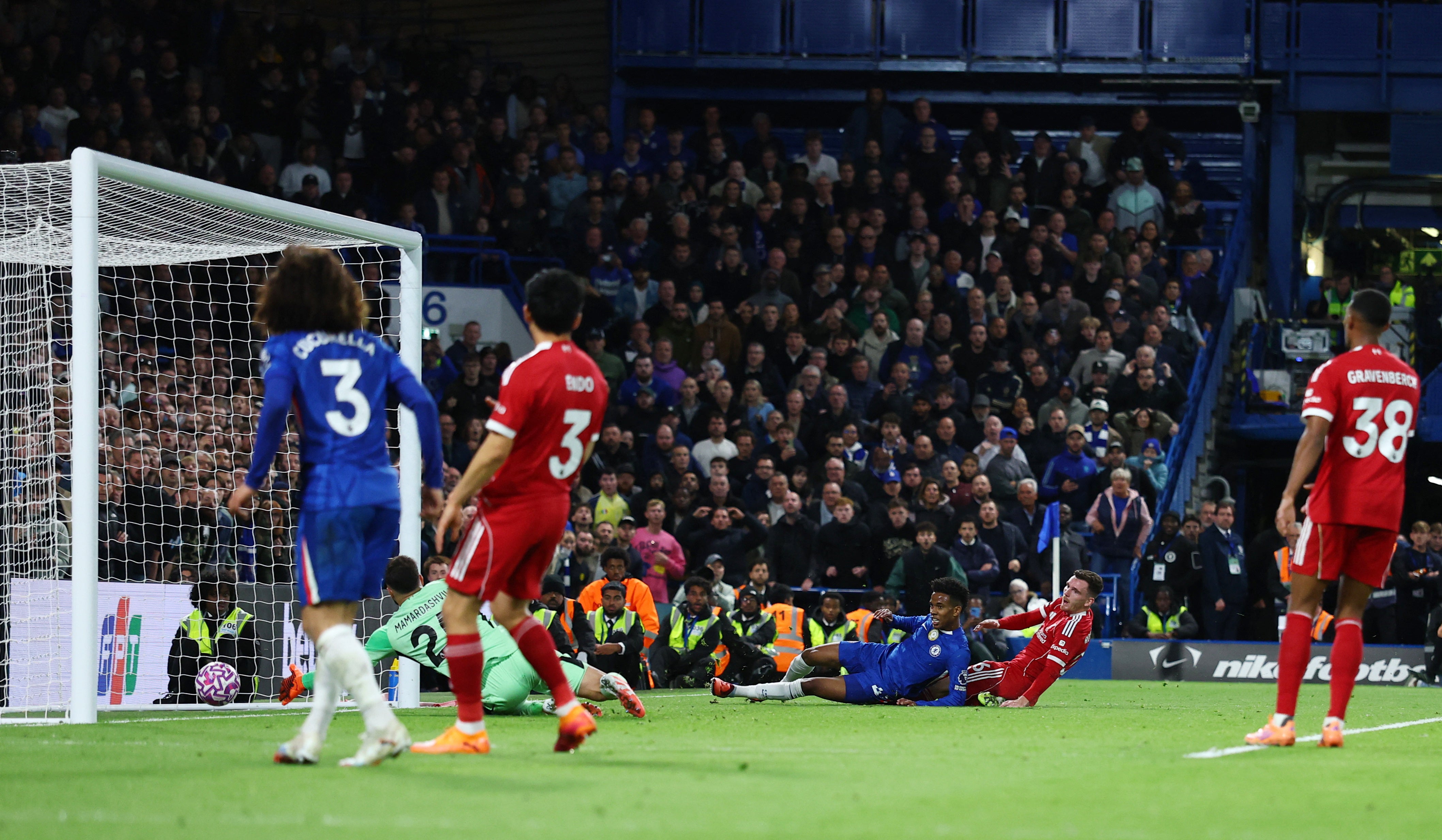 Estevao marque le but décisif de Chelsea