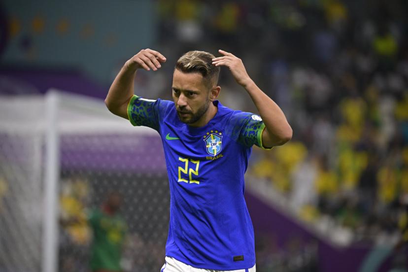 Everton Ribeiro sous le maillot brésilien lors du Mondial 2022