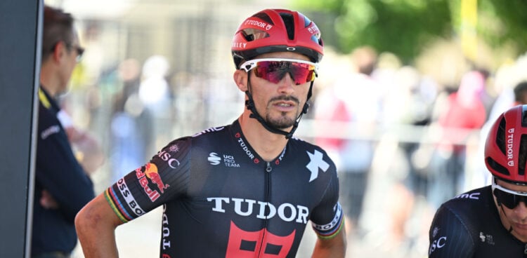 Julian Alaphilippe à l’arrivée des Trois Vallées Varésines