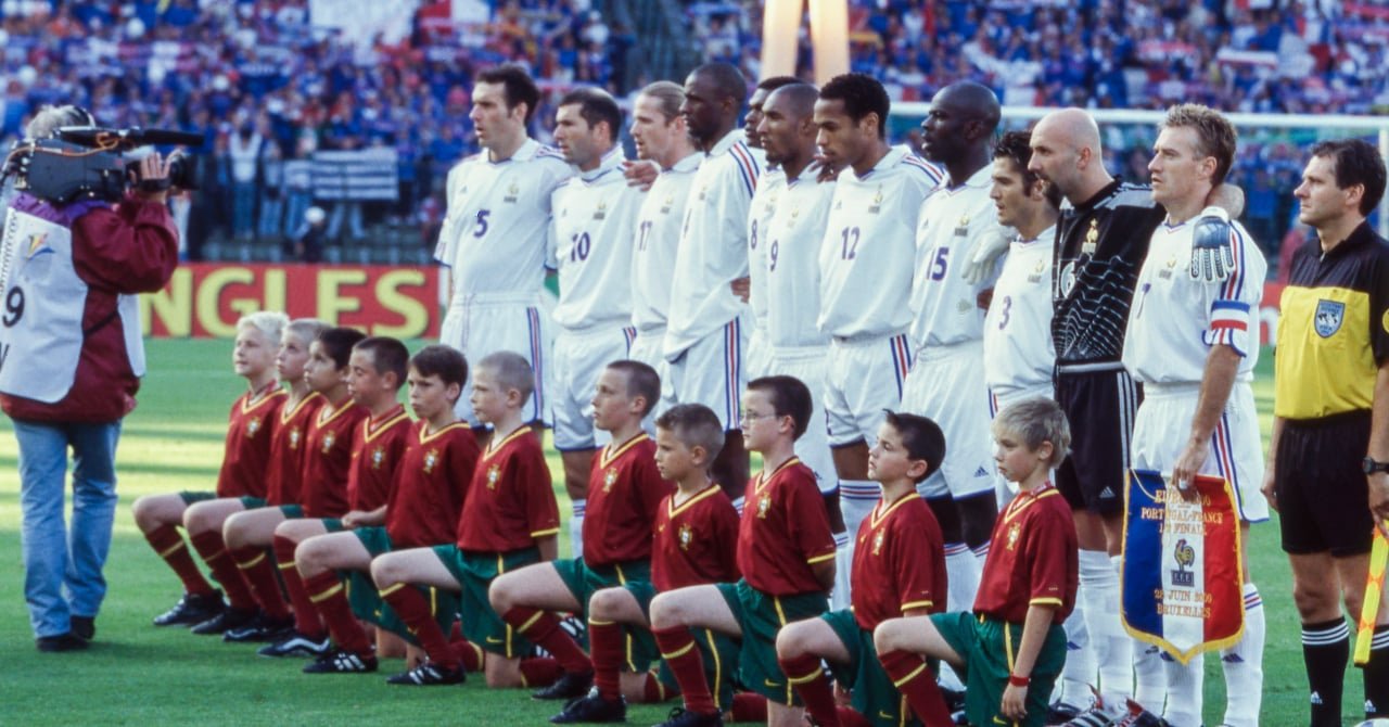 Dis-nous pourquoi: Emmanuel Petit interpelle Thierry Henry sur son Absence