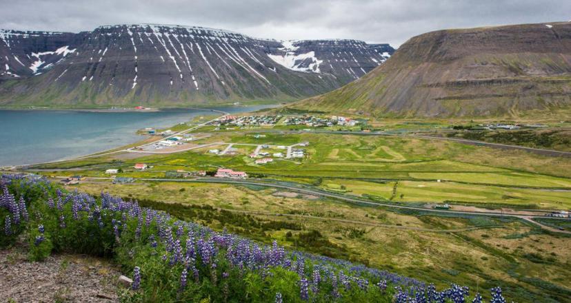 Isafjördur, village islandais de 2 500 habitants